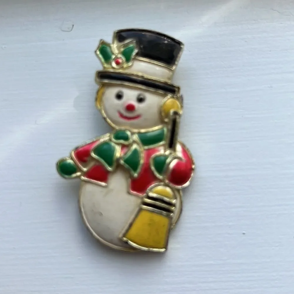 Lot of 3 kids Christmas pins.